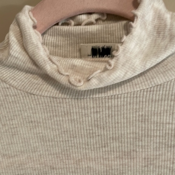 Aritizia Wilfred Long Sleeve Top - Picture 8 of 9